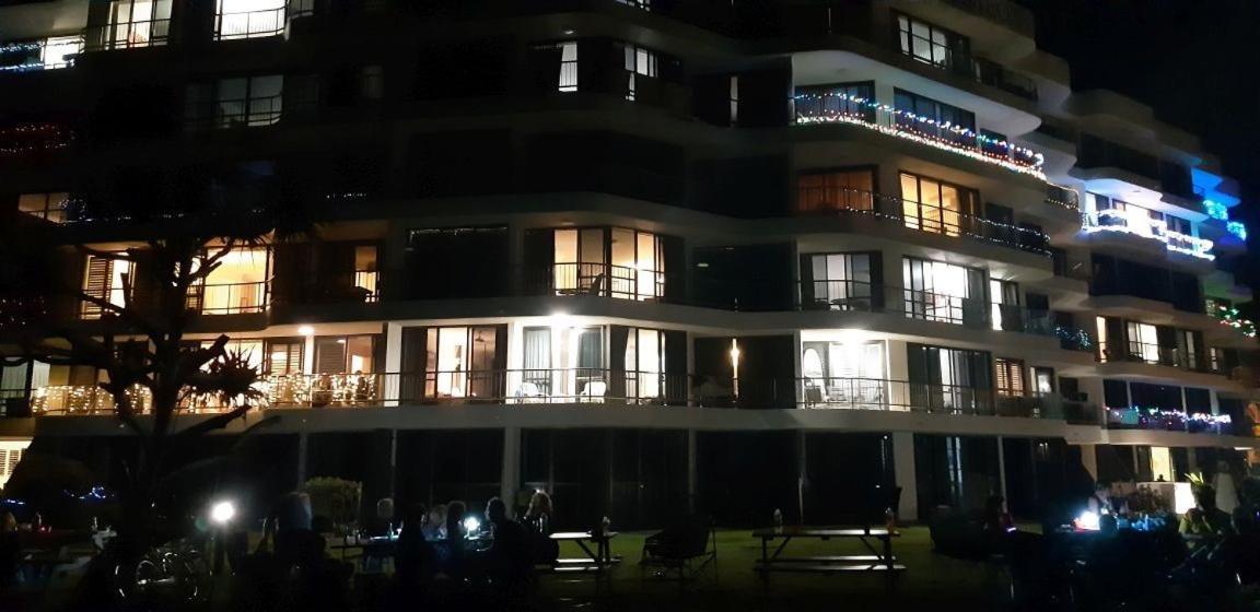 San Simeon Beachfront Apartments Tugun Gold Coast Exterior foto